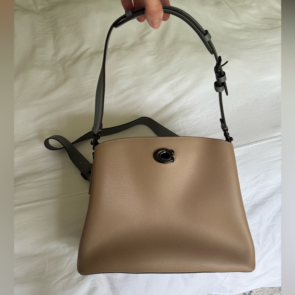 Coach Charlie Bucket Bag 21 – Pebble Leather – Dust Bag Included